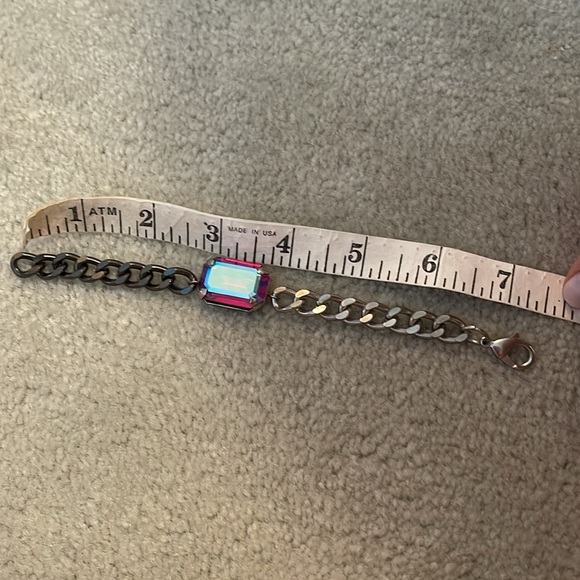 HRH COLLECTION VINTAGE AB BRACELET TWO TONE METAL RARE - Picture 3 of 4